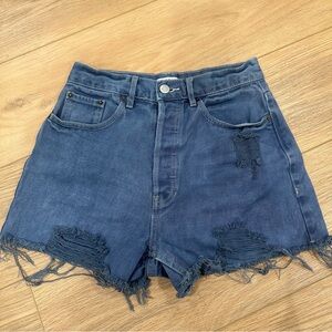 PacSun Ladies Blue Distressed Jean Shorts. Size:26